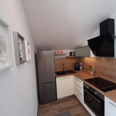 Kapetanov Pogled Apartment *