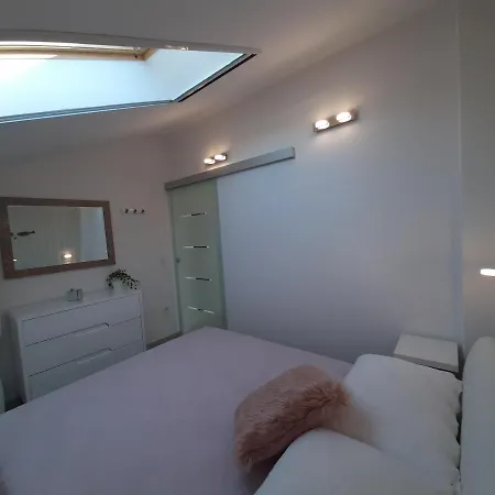 Kapetanov Pogled Apartment